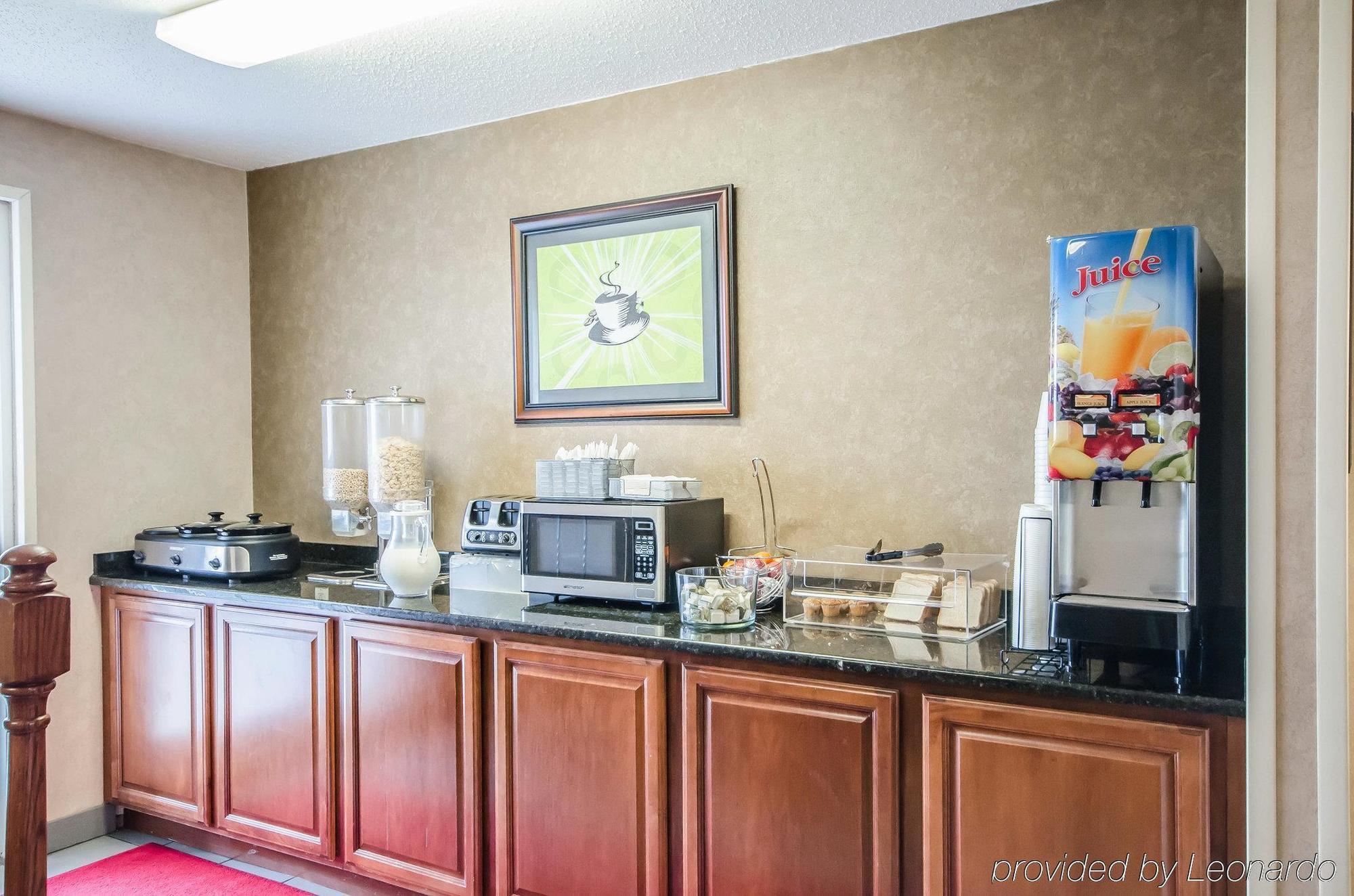 Econo Lodge Inn&Suites Evansville Stevenson Esterno foto