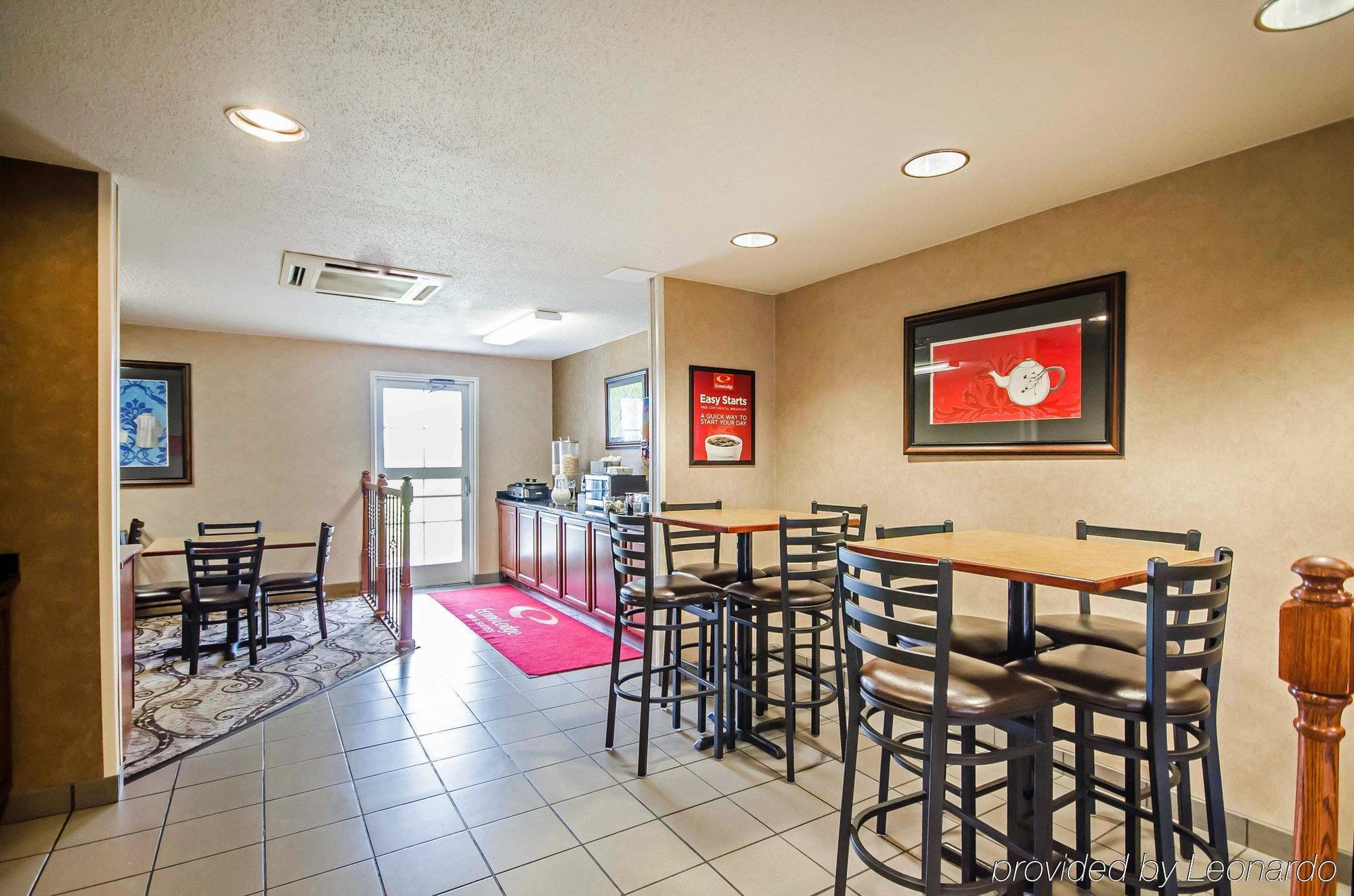 Econo Lodge Inn&Suites Evansville Stevenson Esterno foto